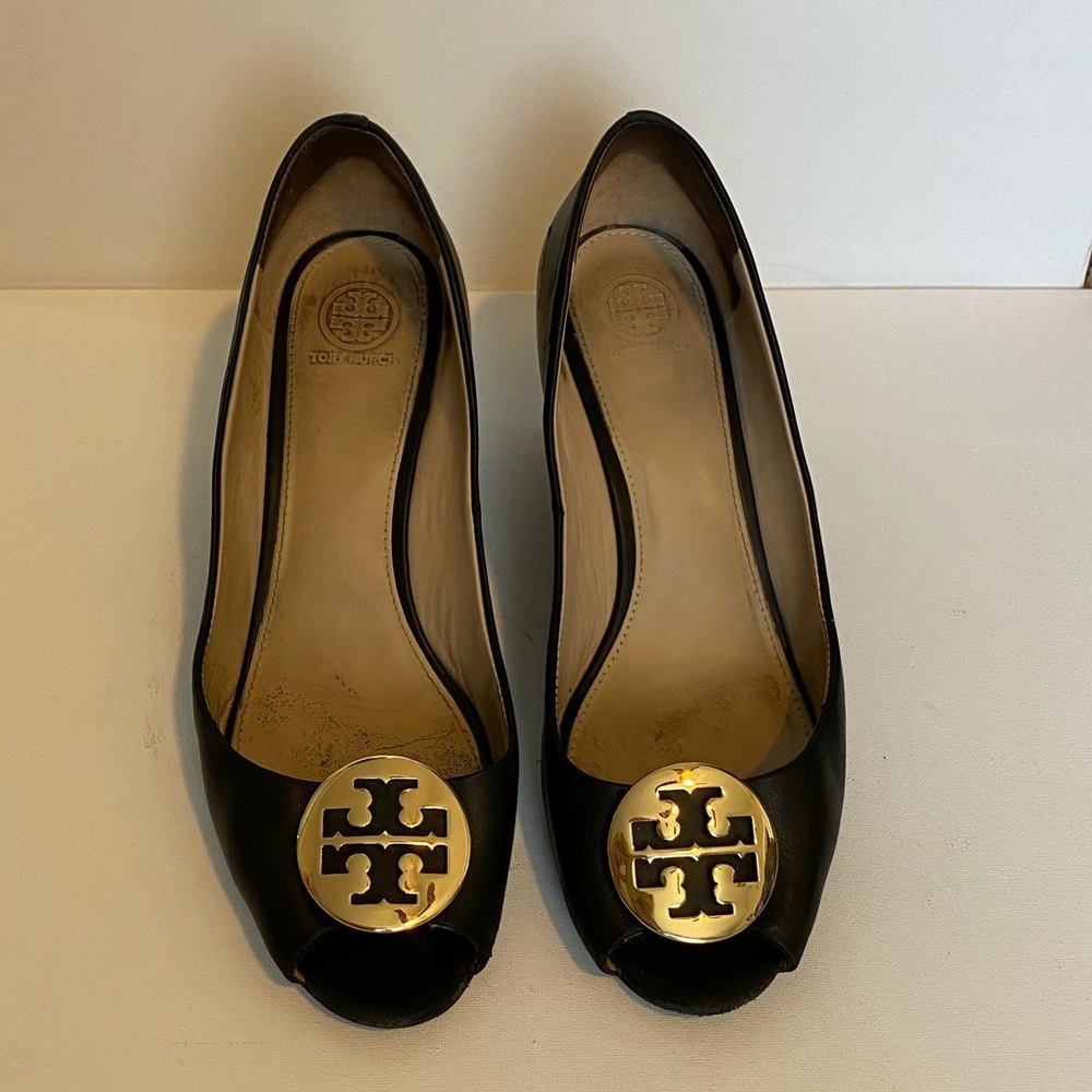 Tory Burch open toe Benton black leather wedge